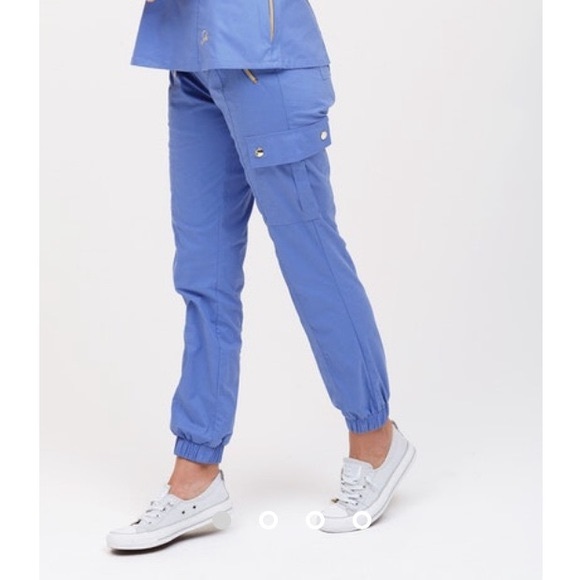 Jaanuu Jogger Scrubs In Ceil Blue